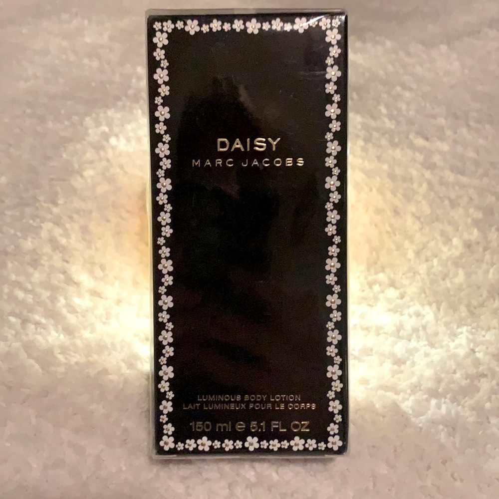 Marc Jacobs Daisy Lotion